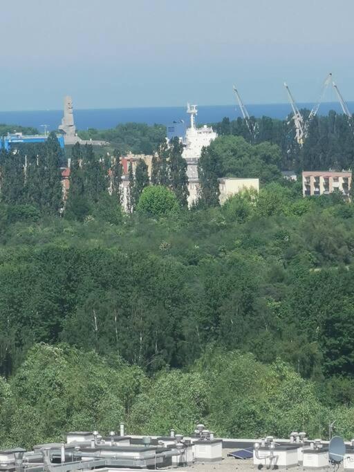 Urocze Z Widokiem Na Morze Apartment
