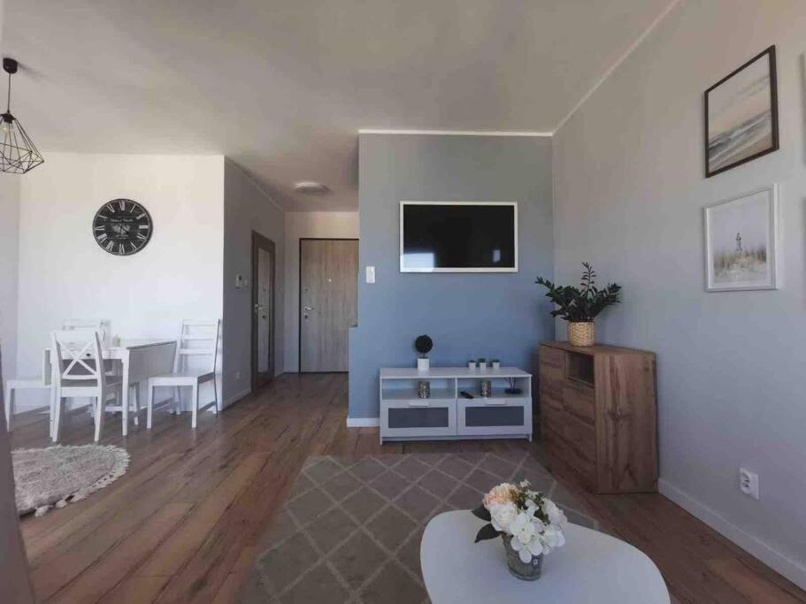 Urocze Z Widokiem Na Morze Apartment